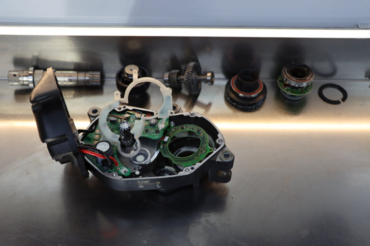 Shimano e8000 Drive Unit Bearing Replacement service